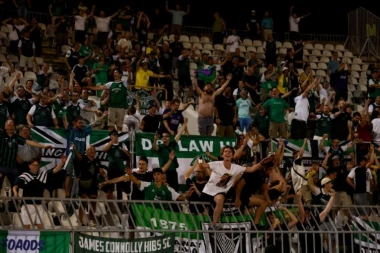 SPORTISSIMO ANKETA NA ULICAMA EDINBURGA! Evo šta navijači Hibernijana misle o duelu protiv Partizana (VIDEO)