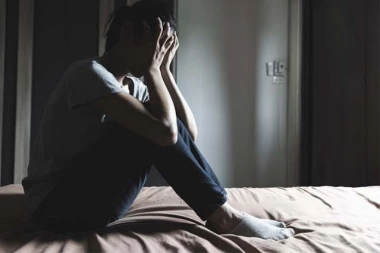 DEVOJKA DOBILA NEPRIJATNU PONUDU KADA JE STANODAVAC VIDEO NJENE FOTOGRAFIJE NA INTERNETU! Kada je sve objavila javila se još jedna žena koja je doživela sličnu stvar