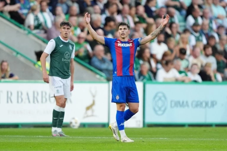 AUUUUUU! Vukotić u maniru velemajstora pocepao mrežu - OVO NE MOŽE SVAKO