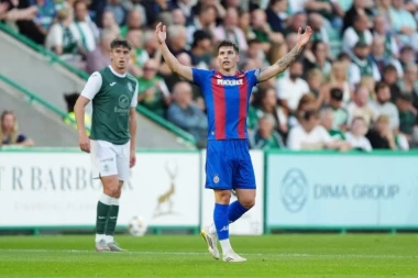 AUUUUUU! Vukotić u maniru velemajstora pocepao mrežu - OVO NE MOŽE SVAKO