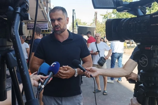 ORGANIZOVANI HAOS, HTELI SU NEKOGA DA POVREDE! Oglasio se gradonačelnik Novog Sada o blokaderskim protestima!