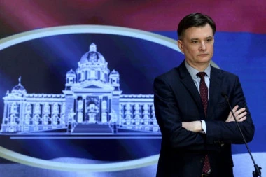 "NE SHVATAJU BEDNICI, DA ONAJ KOGA USTAŠE MRZE, SRBI PODRŽAVAJU"! Jovanov oštro reagovao na pisanje Šolakovih medija!