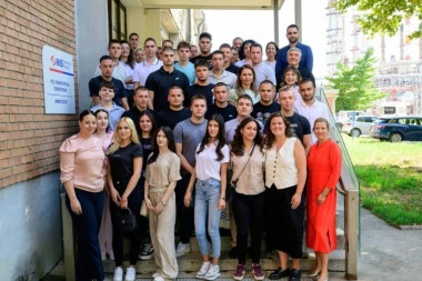 MLADI PANČEVCI NA PRAKSI U RAFINERIJI NAFTE I PETROHEMIJI!