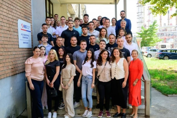 MLADI PANČEVCI NA PRAKSI U RAFINERIJI NAFTE I PETROHEMIJI!