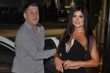 "MORA DA SREDI STAN ZA MUŠTERIJE!" Jelena pokrenula biznis NA SAJTU ZA ODRASLE, IVAN SPREMAN I DA PLATI!