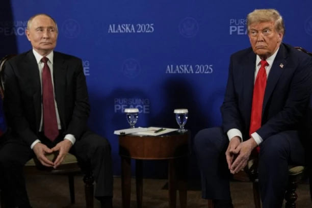 "SAMO TRAMP MOŽE DA NATERA PUTINA DA SKLOPI MIR": Rute priziva čudo pred sastanak predsednika SAD sa Zelenskim, čeka se reakcija lidera Rusije