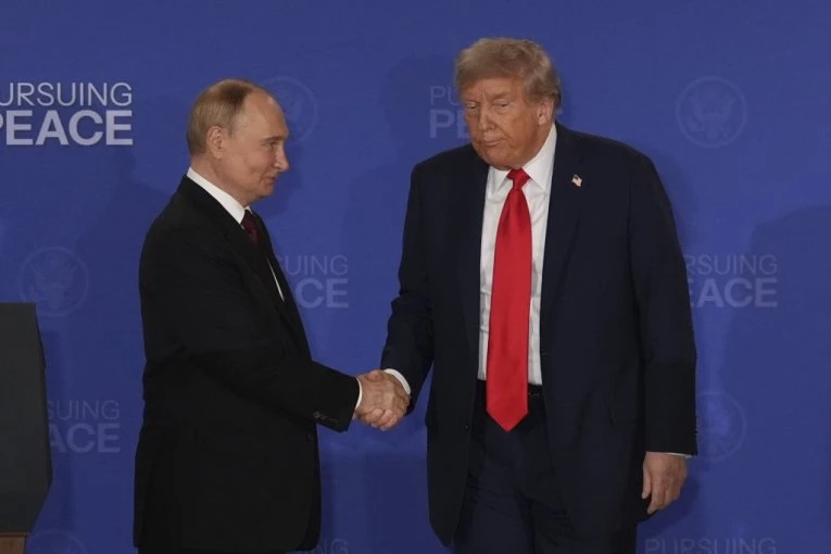 PUTIN NEĆE NAPASTI NATO! Tramp se besno obratio svetu,