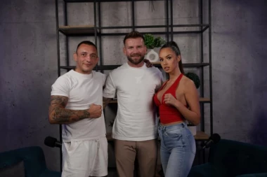 EKSKLUZIVNO - "NISAM TO OČEKIVAO": Krofak prvi put oči u oči sa Džakićem posle spektakularne borbe u Areni! (VIDEO)