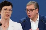 "JESI VIDELA KAKO GORE PROSTORIJE?" Vučić se obratio Marti Kos: "Sram vas bilo sve zajedno!"