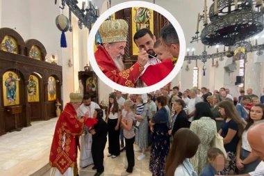 “BOŽANSKA TRPEZA JE BOGATA, CRPIMO IZ NJE ONO ŠTO NAM JE ODREĐENOM TRENUTKU NAJKORISNIJE”: Vladika Atanasije pozivao vernike da s pažnjom primaju Darove