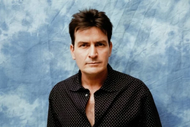 BIVŠI DILER ČARLIJA ŠINA OTKRIO ISTINU: Isplivale MRAČNE TAJNE nojkontroverznijeg glumca Holivuda - javnost nije spremna za ovo!