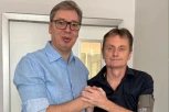 MINISTAR DARKO GLIŠIĆ NAPUSTIO BOLNICU! Hitno se oglasio predsednik Vučić: "Naš Darko je DOBRO!" (FOTO)