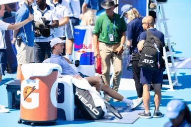 JEZIVO! Janik Siner jedva disao - evo šta mu se desilo!