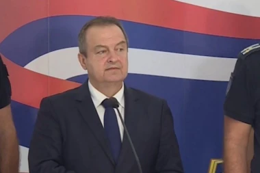 KO JE DAO ZELENO SVETLO ZA POVREĐIVANJE POLICAJACA: Dačić: "Brutalno su napadnuti ovih dana, i oni su nečija deca" (VIDEO)