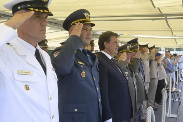 SPEKTAKL NA RECI! Vojska Srbije proslavila 110 godina tradicije (FOTO)