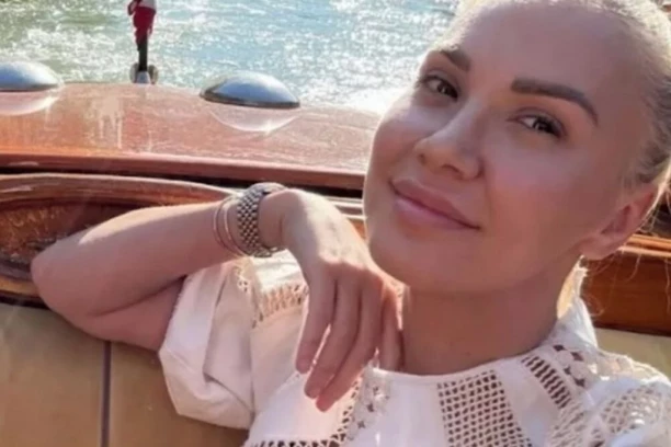 POLA MILIONA SKLONILA U SLAMARICU! Naša voditeljka se izlanula u programu uživo, GLEDAOCIMA PALE VILICE!