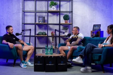 EKSKLUZIVNO! NIJE INTELIGENTAN I NE ŽELI REVANŠ: Janičić žestoko isprozivao Bojkovića (VIDEO)