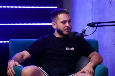 KUPI SAD ROLEKS! Oglasio se Miloš Janičić posle poraza Marka Bojkovića! (FOTO)