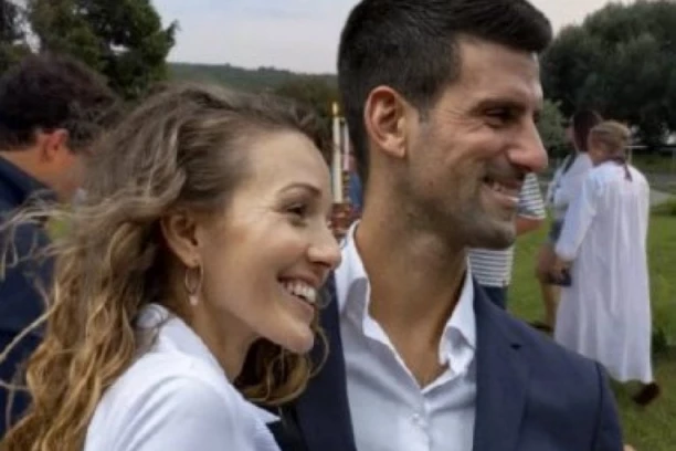 SVE PRŠTI OD GLAMURA, VELIKOM SLAVLJU PRISUSTVOVALI I ĐOKOVIĆI! Najbogatija Srpkinja krstila blizance - ZAVIRITE U PRIVATNU PROSLAVU! (GALERIJA)