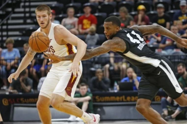 EVO ŠTA SU SKAUTI PRIČALI O NOVOM POJAČANJU KK PARTIZAN: Žoc je dobio ozbiljnu moć pod košem, a može da pripreti i sa distance! (VIDEO)