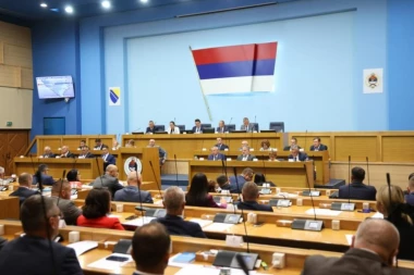 "ZAKUCAN JE POSLEDNJI EKSER U MRTVAČKI SANDUK BIH!" Banjaluka reagovala na politički progon Sarajeva