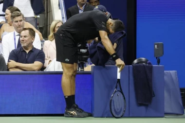 ĐOKOVIĆ IZNENADIO TIK PRED MEČ OSMINE FINALA: Odluka Srbina nikome nije jasna, zašto baš on?