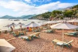 TURISTI MASOVNO OTKAZUJU REZERVACIJE NA SRBIMA OMILJENOJ DESTINACIJI: Prazne plaže i haos u najavi, gubici dostigli 40 ODSTO, a OVO JE RAZLOG!