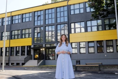 VAUČERI ZA MALIŠANE I OVE GODINE! U Beogradu je u toku potpuna rekonstrukcija čak četiri škole, niču novi vrtići po svim opštinama!