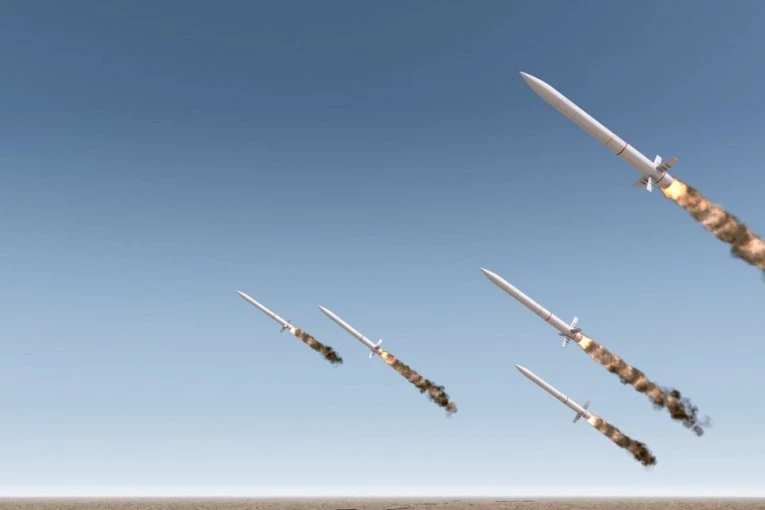 ŽESTOK NAPAD UKRAJINACA, GORELO NEBO NAD RUSIJOM! Masovni udar DRONOVIMA, oboreno 148 letelica - pola miliona domaćinstava ostalo BEZ struje! (VIDEO)