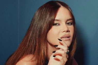 "ZGRABIO ME JE ZA ZADNJICU": Pevačica doživela NAPAD fana pre nastupa - ceo svet ZGROŽEN!