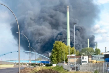 CEO BERLIN U MRAKU! Državna bezbednost hitno reagovala, sumnjaju na OVO!