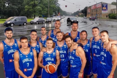 APOKALIPSA U RIGI: Pogledajte samo kakav pakao je dočekao "orlove" pred Evrobasket! (VIDEO, FOTO-GALERIJA)