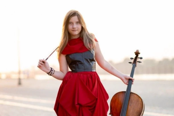 Humanitarni koncert u Luci Beograd: "Veče za violončelo i za srce" – Dora Trifu & friends