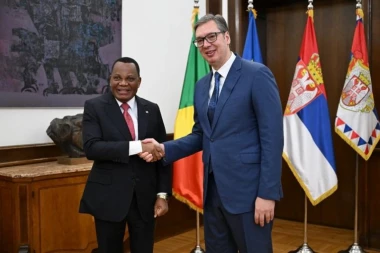 "NAŠA BUDUĆNOST JE U MEĐUSOBNOJ SARADNJI!" Oglasio se Vučić posle sastanka sa Gakosoom: ZAPOČEĆEMO REALIZACIJU NOVIH SPORAZUMA! (FOTO)