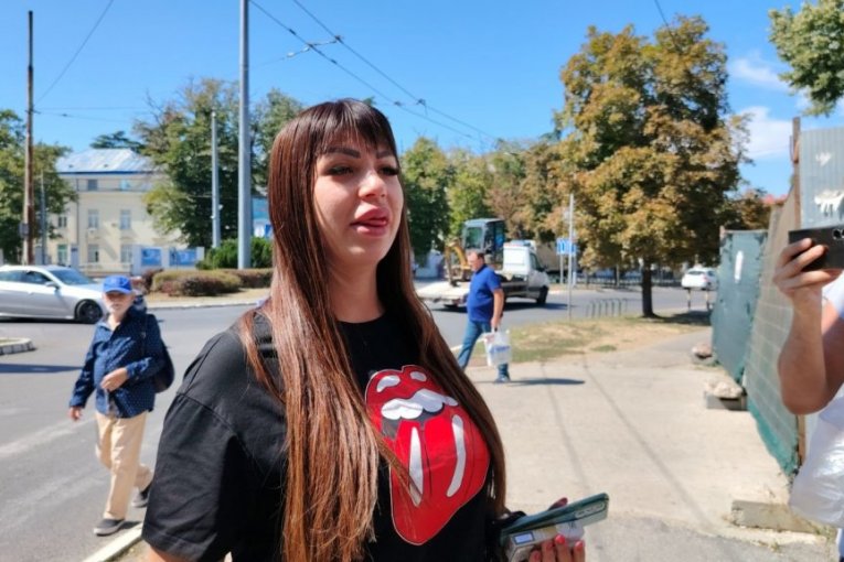 Miljana Kulić ispred Pinka