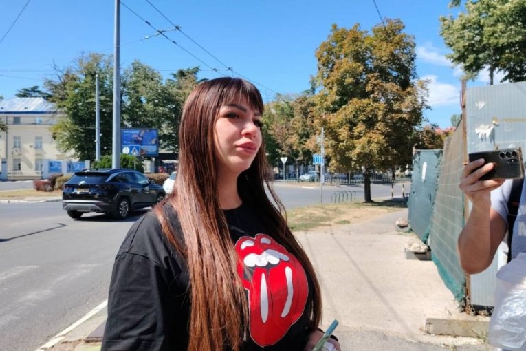 Miljana Kulić ispred Pinka