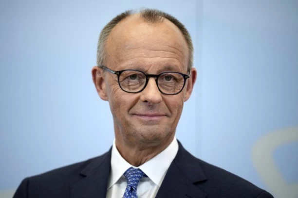 ZVONA UZBUNE U EVROPI: Merc otkrio šta stoji iza upada ruskih dronova u Poljsku! (VIDEO)