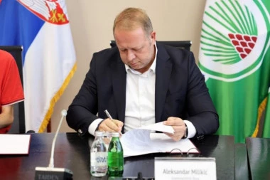 PRVI POLUMARATON U GRADU BAKRA I ZLATA! Najbolje takmičare očekuju bogate nagrade: Potpisan sporazum