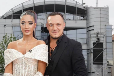 MUK U STUDIJU - GASTOZ IZNEO SKANDALOZNE DETALJE IZ SPAVAĆE SOBE! Voditelj zanemeo od šoka, šta će Anđela reći na ovo?!