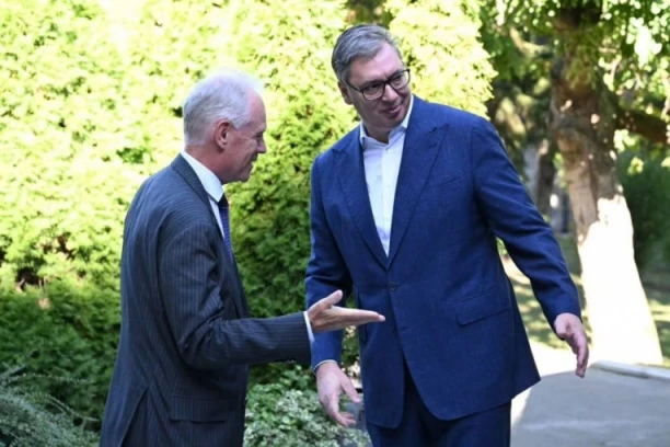 "NAŠ CILJ OSTAJE BOLJI ŽIVOT GRAĐANA!" Vučić nakon sastanka sa Gertom Janom Kopmanom: Ukazao sam na važnost dijaloga