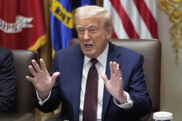 "EVROPA PROPADA, VODE JE SLABIĆI": Tramp žestoko opleo po kolegama, ovo neće proći tek tako