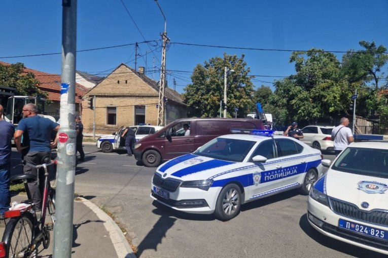 Teška nesreća u Zemunu u kojoj je poginula devojčica