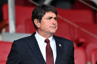 Evropski mediji: Šolakov debakl u Holandiji, ostao je potpuno sam!