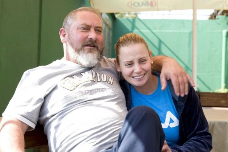 JELENINI OŽILJCI NE BLEDE: Srceparajuća ispovest Dokićeve, sećanja na sve LOŠE što je prošla uz oca samo naviru