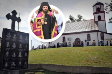 OSVEŠTAN KRST NA ULAZU U SELO, A ZATIM USLEDILO IZNENAĐENJE KOJE JE GANULO VERNIKE: Vladika Sergije doneo veliku radost u Krajinu