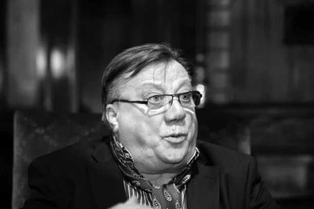 "NAŽIVEO SAM SE, BILO MI JE LEPO": Halid Bešlić je celog života imao osmeh, a ovako je govorio o smrti!