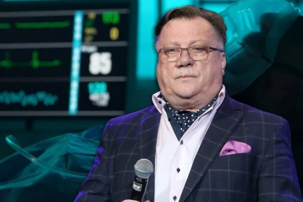 UVEK U MISLIMA I SRCU! Oglasila se pevačica nakon vesti o Halidu Bešliću, DRUŠTVENIM MREŽAMA ODJEKUJU PORUKE FANOVA!