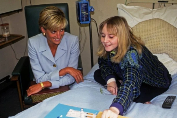 PRINCEZA DAJANA JE ZAKOPALA OVU KUTIJU: Posle 34 godina je otvorena, evo šta je u njoj pronađeno!