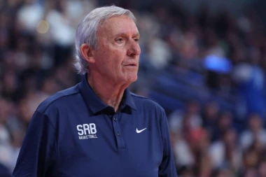 "POGREŠIO SAM SA MICIĆEM, DESET IGRAČA JE DOŠLO SA VIŠKOM KILOGRAMA": Procureo poverljiv razgovor Pešića sa prijateljima!