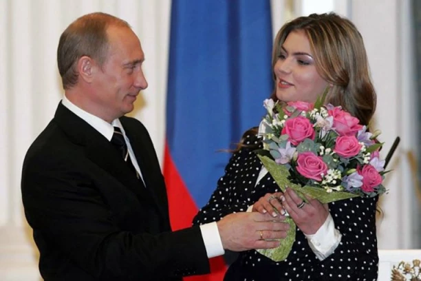 GOVORILO SE DA JE PUTINOVA LJUBAVNICA I DA MU JE RODILA DECU! Alina Kabajeva postala neprepoznaljiva - pojavile se zapanjujuće fotografije